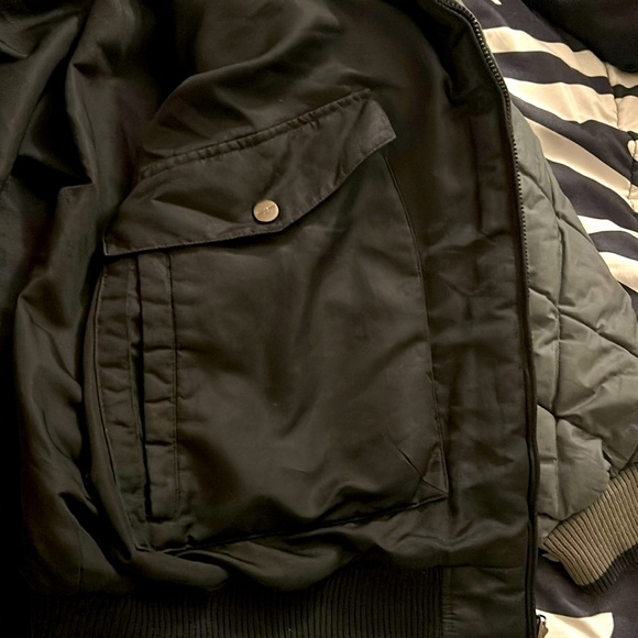 Sean John Puffer Jacket size L-XL - Picture 4 of 7